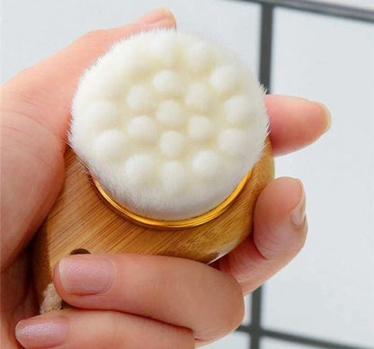 Facial Brush with Bamboo Handle - Comfortable home equipment
